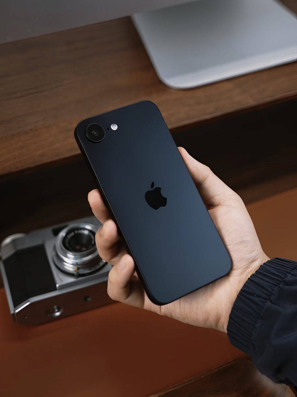 Apple официально выпустила бюджетный iPhone 16E: характеристики новинки