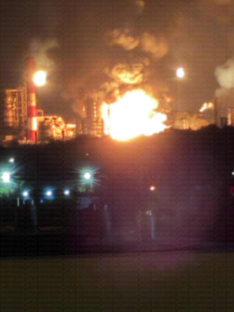 У Рязані скаржаться на вибухи під час атаки невідомих дронів: фото та відео