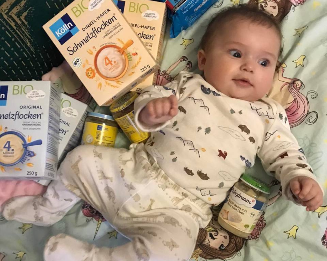 Сім’ям із дітьми почали видавати нову допомогу: як її отримати