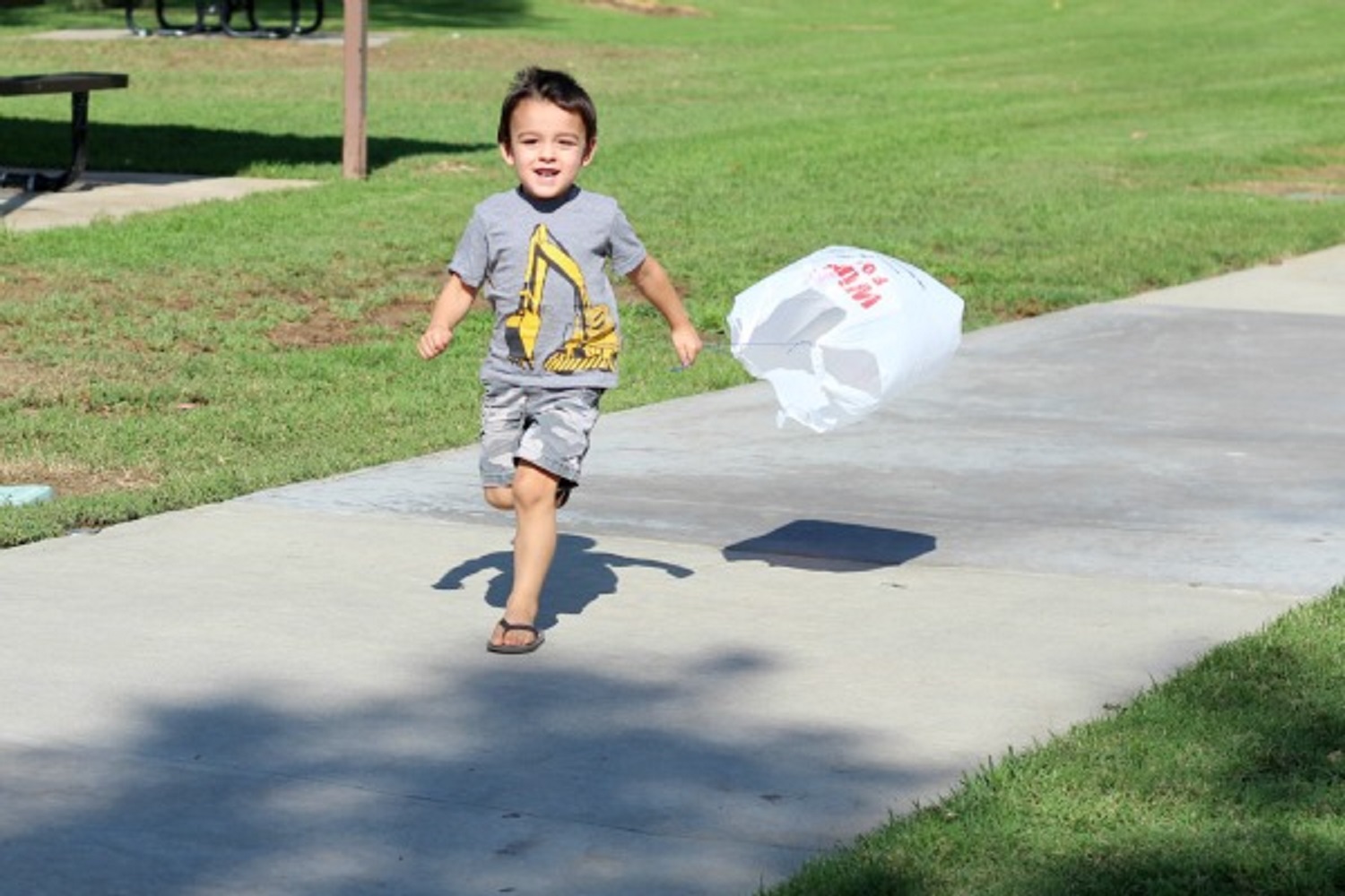 10 крутих речей, на які можна власноруч перетворити пластикові пакети
