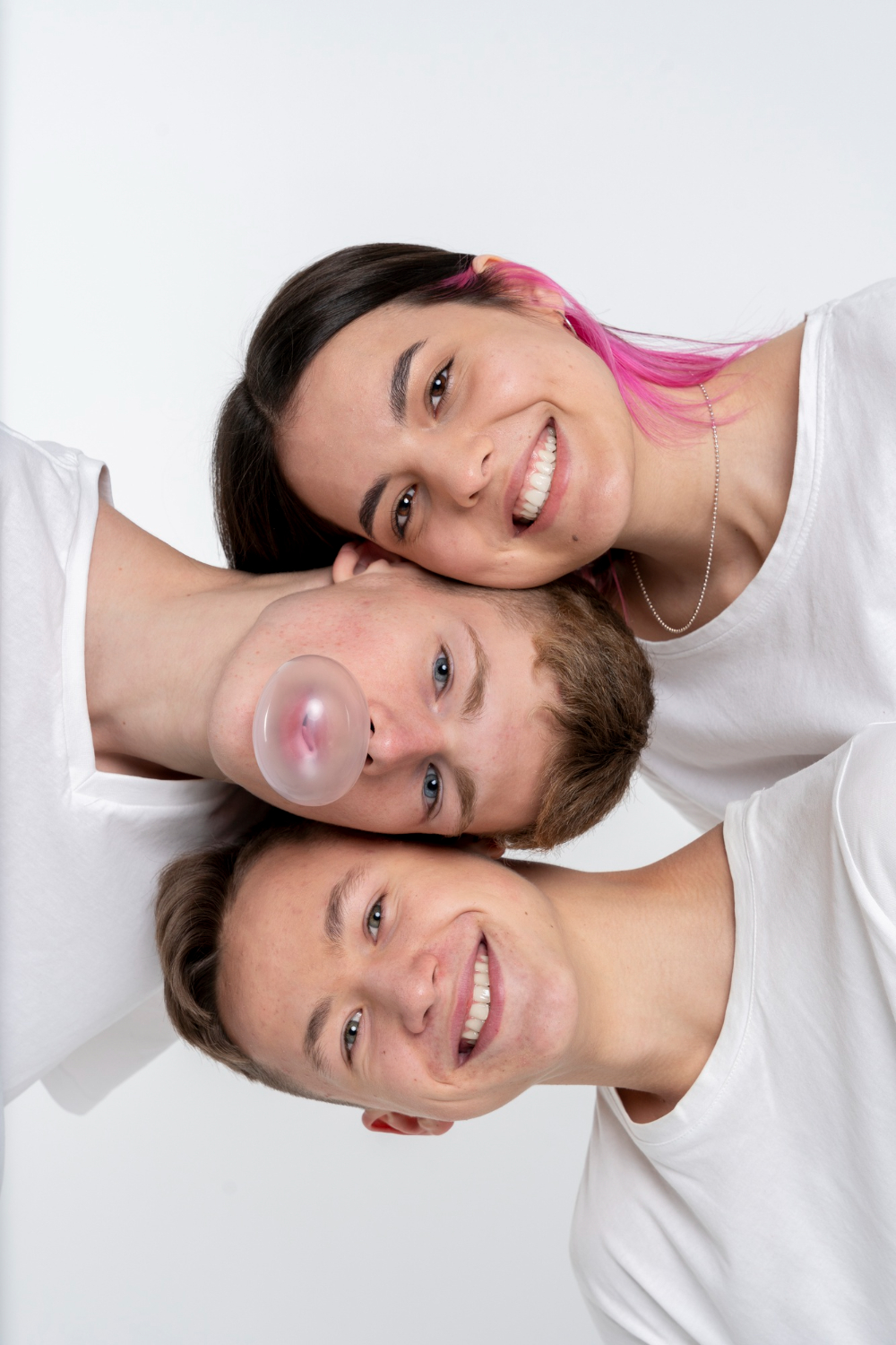 Стоматолог назвав кращі жуйки від карієсу