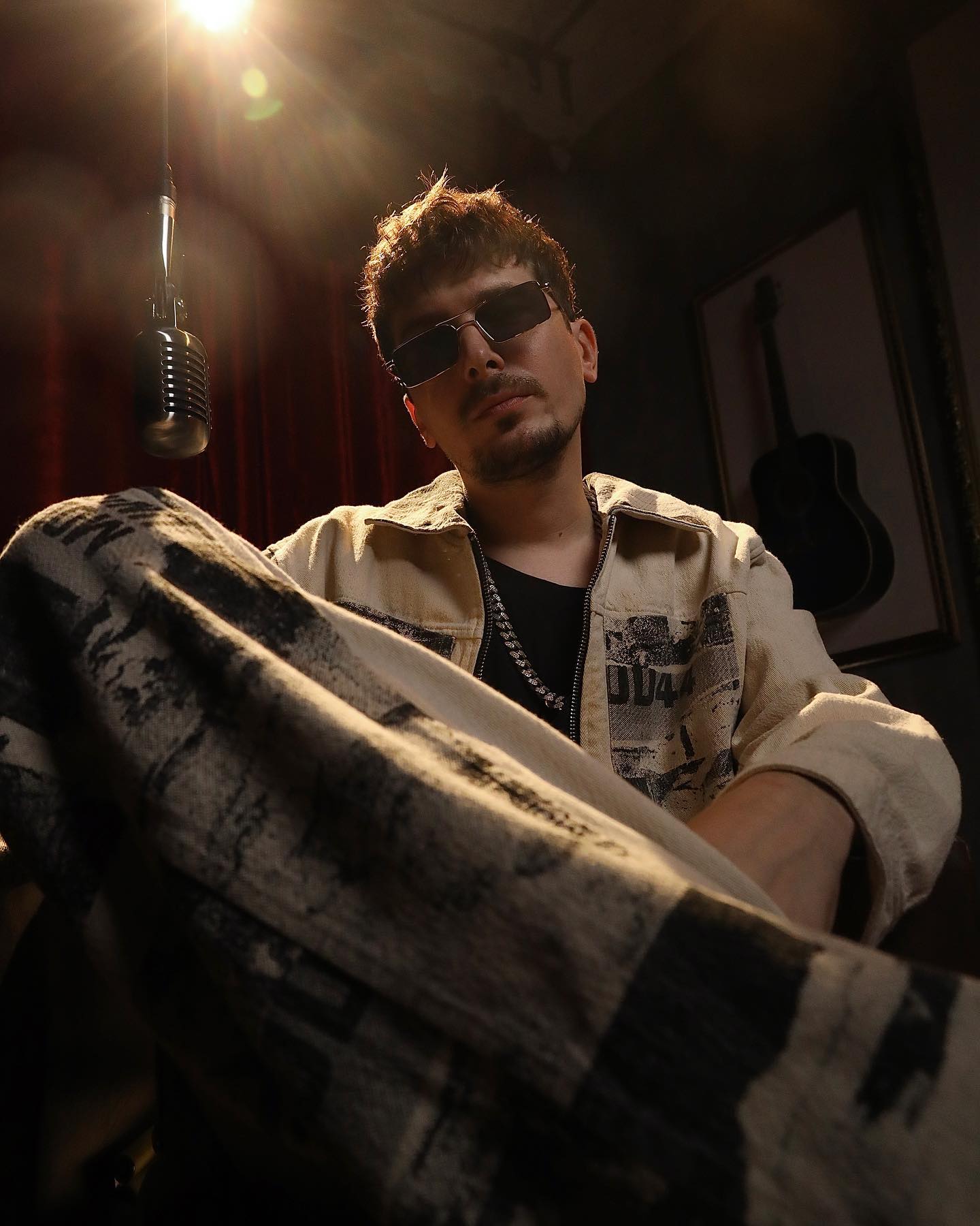 Відомий український співак заявив про готовність захищати Україну на передовій: "Пройшов комісію"