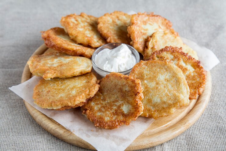 Такого ви ще не їли: простий рецепт приготувати дерунів з квашеною капустою