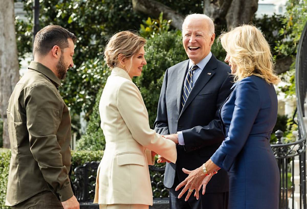 Олена Зеленська vs. Джилл Байден: порівнюємо образи перших леді