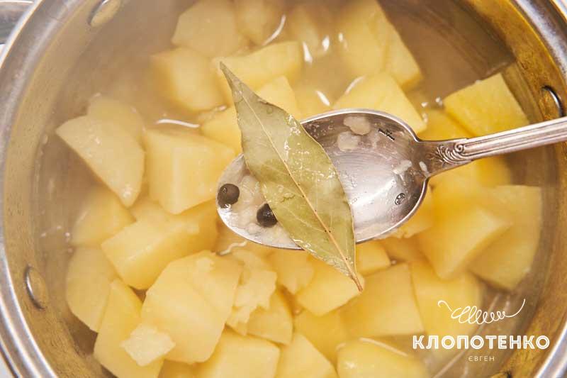 Клопотенко поділився рецептом картопляного пюре і додав туди несподіваний продукт