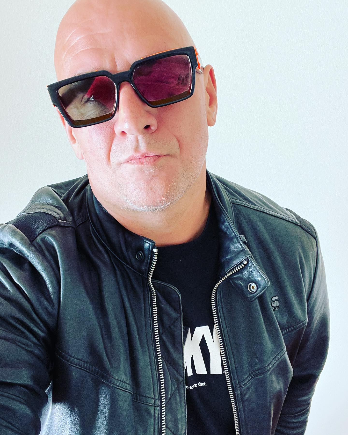 Потап решился выпустить откровенную песню о самом родном человеке. И она не о Каменских