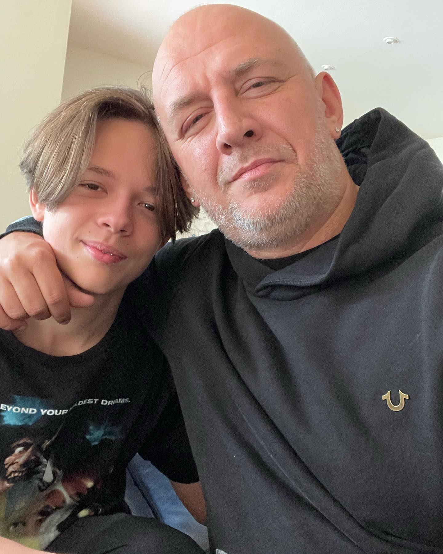 Ексдружина Потапа чесно відповіла, чи справді їхній син ігнорує свого батька