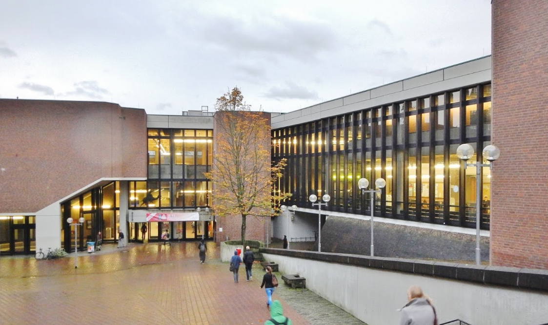 Украинцы могут бесплатно учиться в университетах Германии: как подать документы