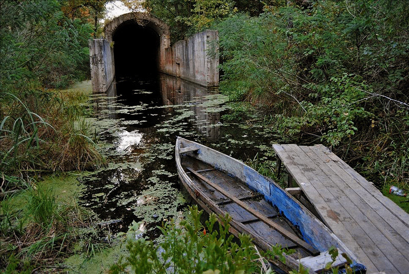 Як виглядає у Києві тунель під Дніпром, який ще називали "сталінським метро" (фото)