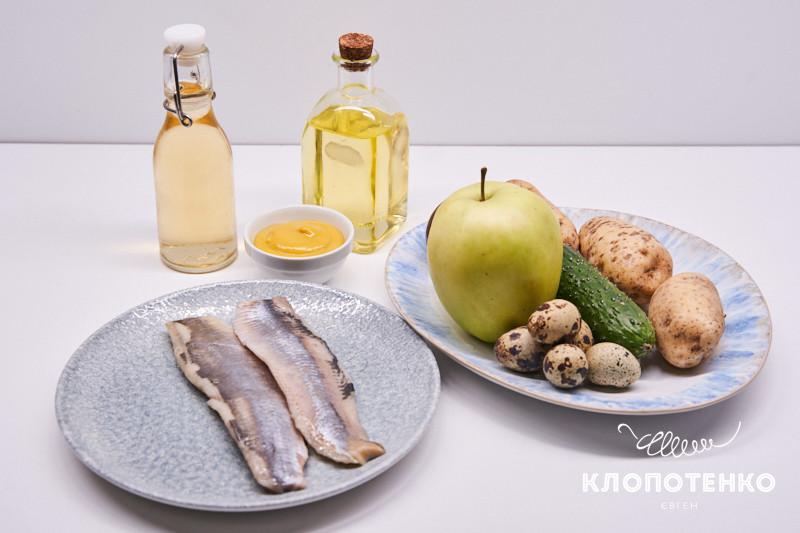 Цей святковий салат з оселедцем витіснить зі столу традиційну "Шубу": готувати дуже просто