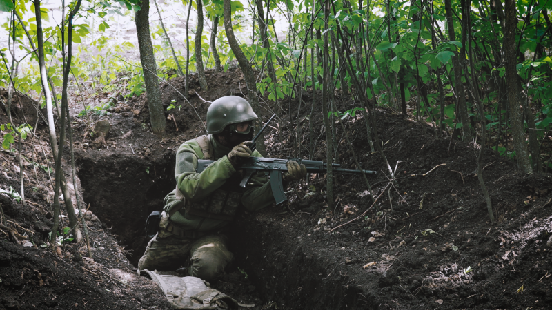 "Хочу відвоювати свій дім". Як тренують 20-річних добровольців у Третій штурмовій