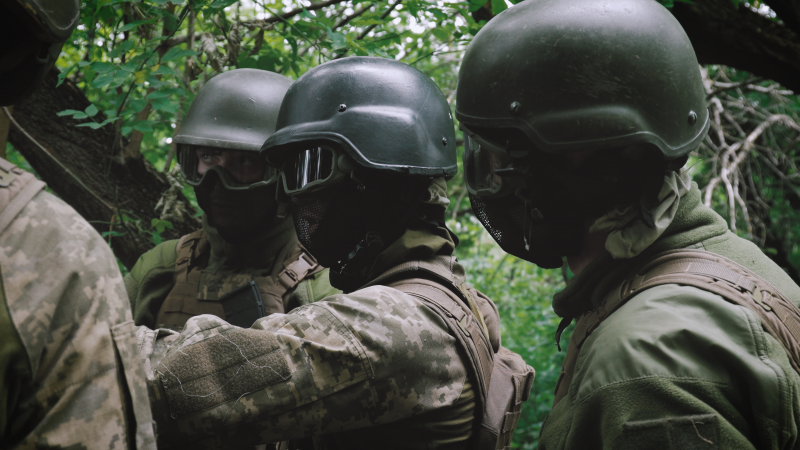 "Хочу відвоювати свій дім". Як тренують 20-річних добровольців у Третій штурмовій