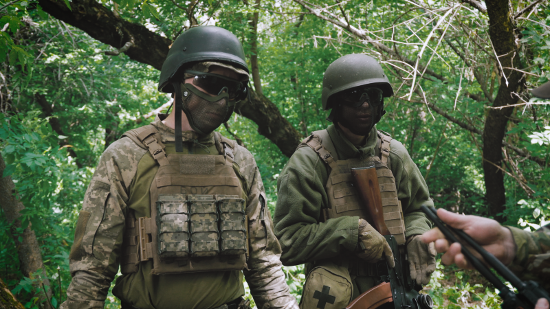 "Хочу відвоювати свій дім". Як тренують 20-річних добровольців у Третій штурмовій