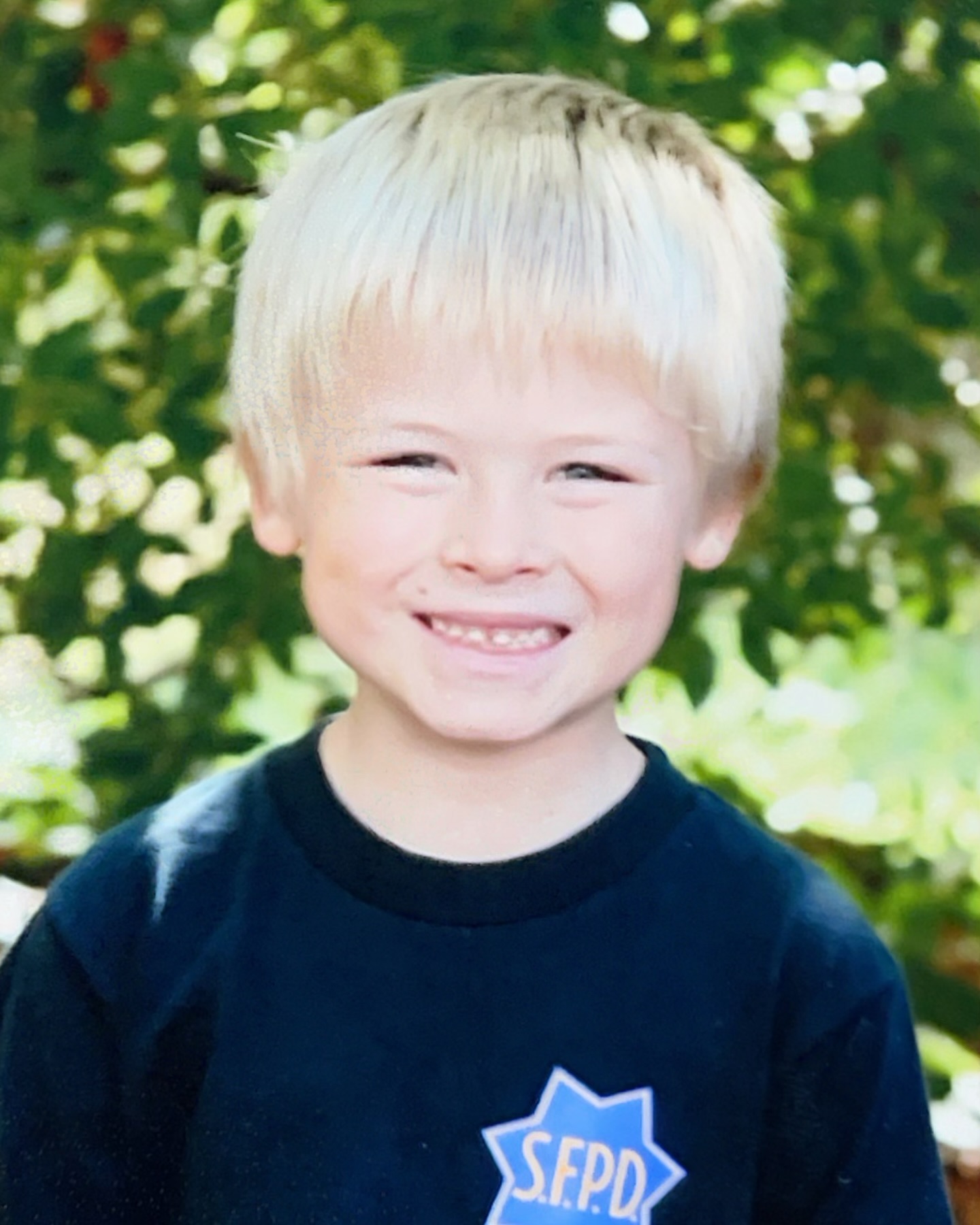 Как выглядит приемный сын Шэрон Стоун: актриса показала редкие фото