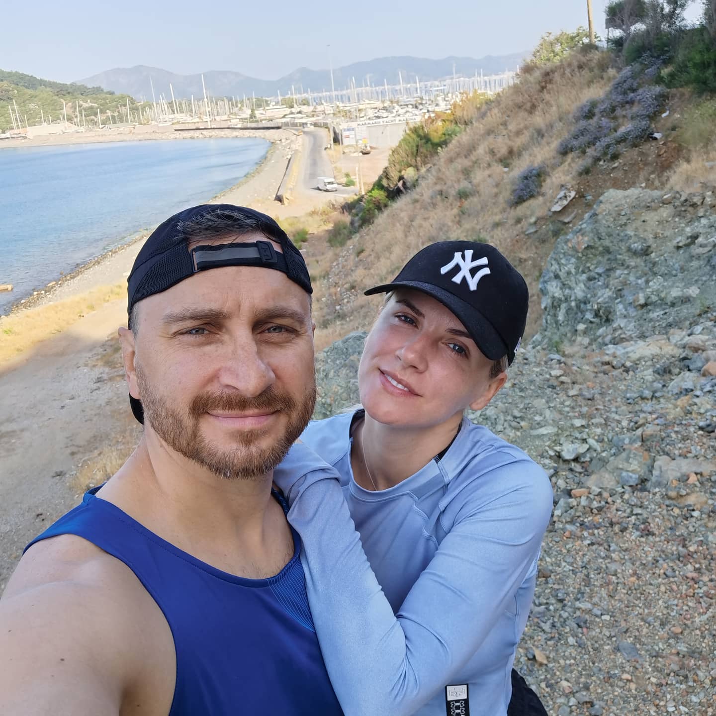 Відомий український співак зі скандалом розлучається з дружиною після 20 років шлюбу