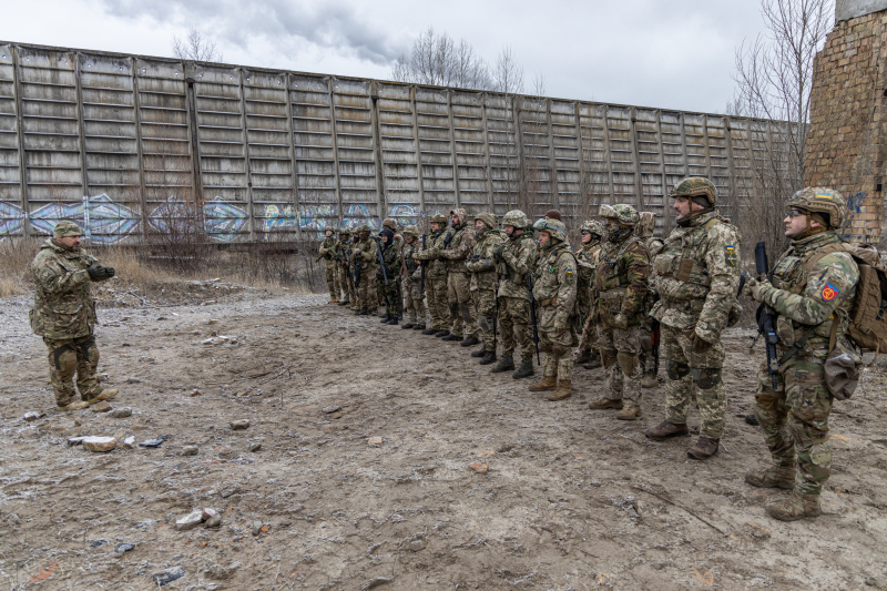 Гражданские в засаде. Как киевская терроборона готовится встречать врага