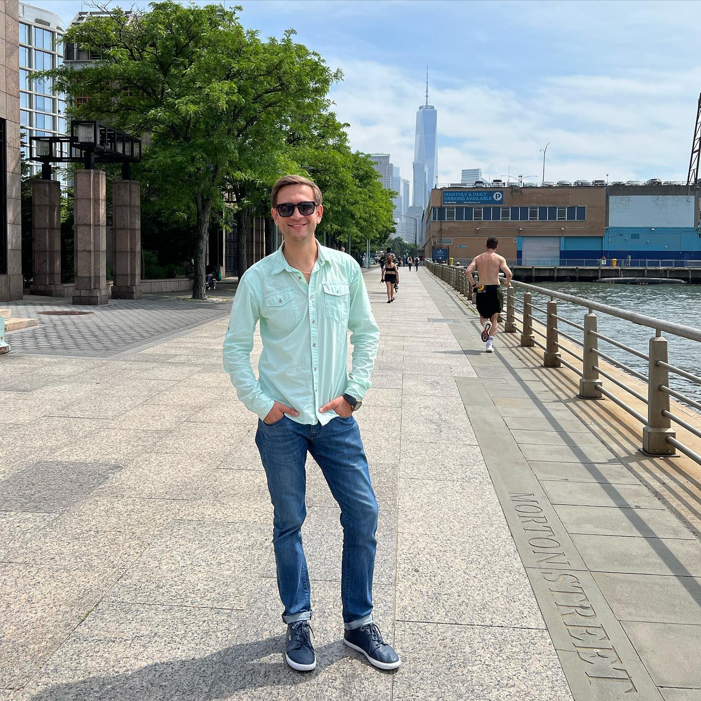 Дмитро Ступка розсекретив, чим заробляє на життя в США і скільки коштів витрачає на місяць