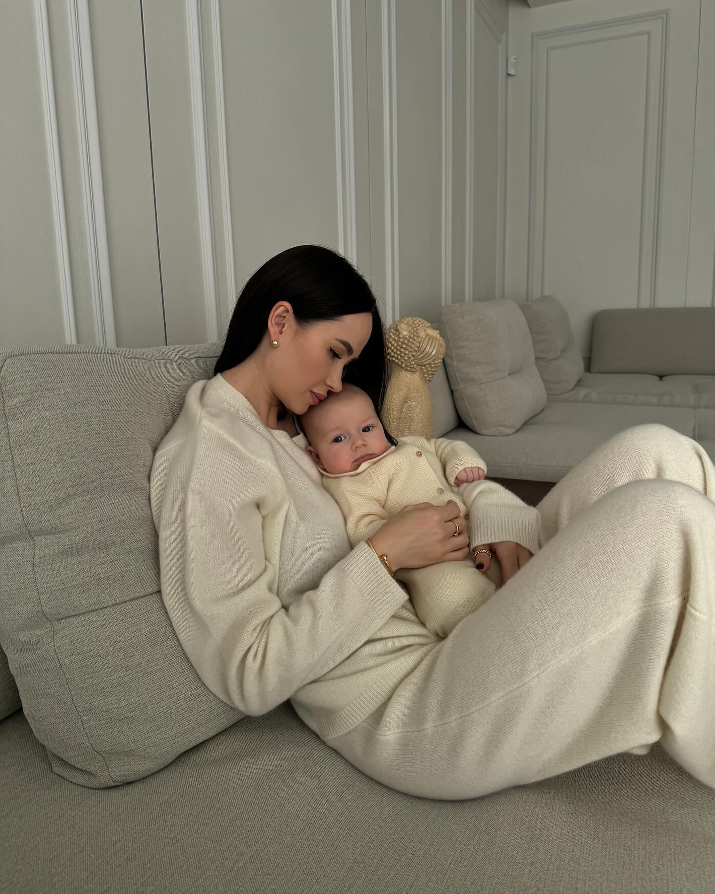 Зірковий бебі-бум 2023: у Ivan NAVI народився первісток, а Тарабарова стала багатодітною мамою