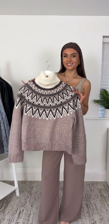 Блогерка показала, як створити стильні багатошарові образи на зиму (відео)