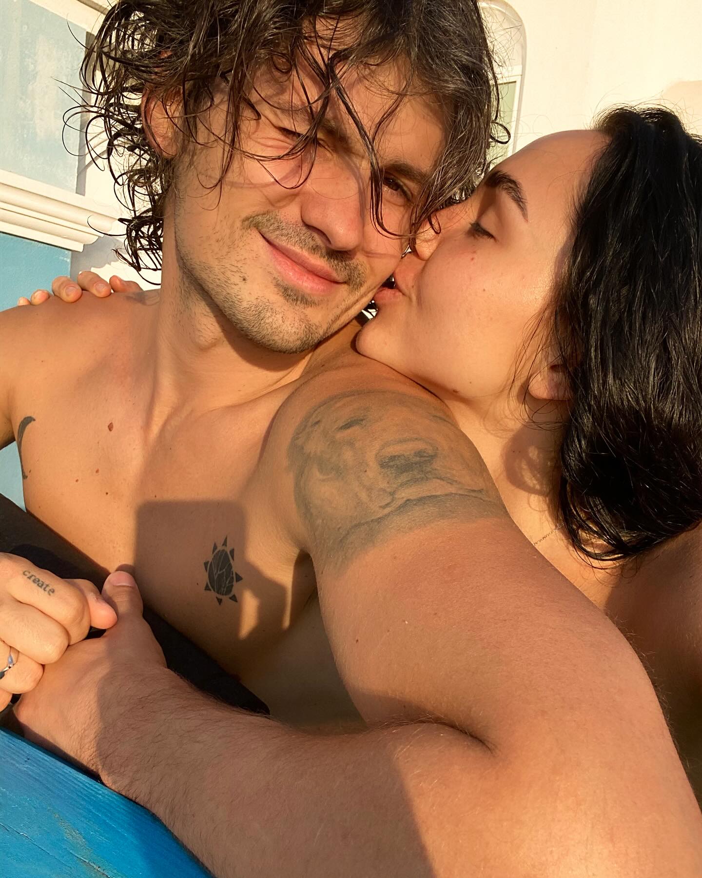 Жена Евгения Кота публично и нежно обратилась к нему: в чем дело