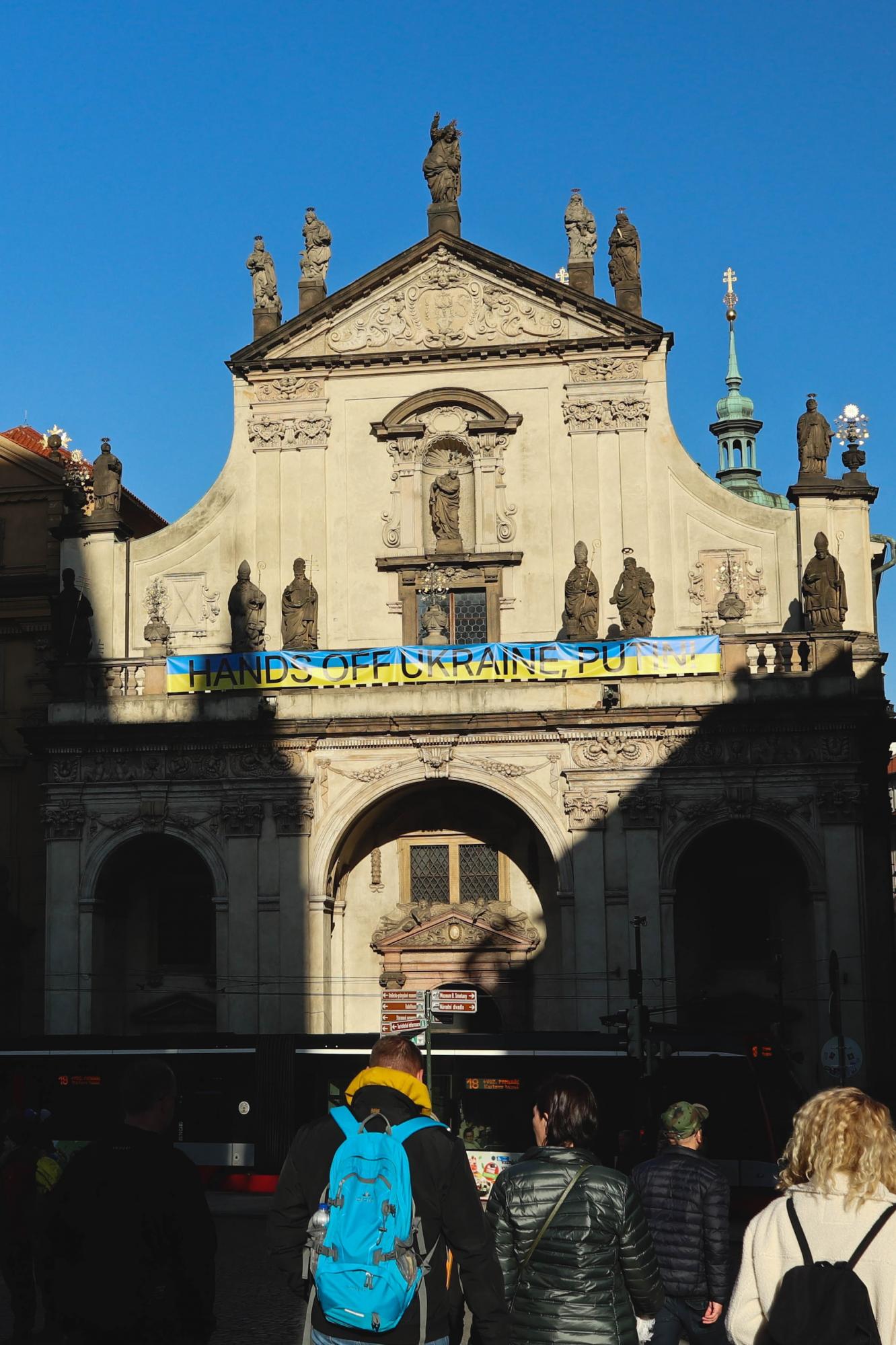 Переїзд із іншої країни. Як отримати тимчасовий захист у Чехії: умови