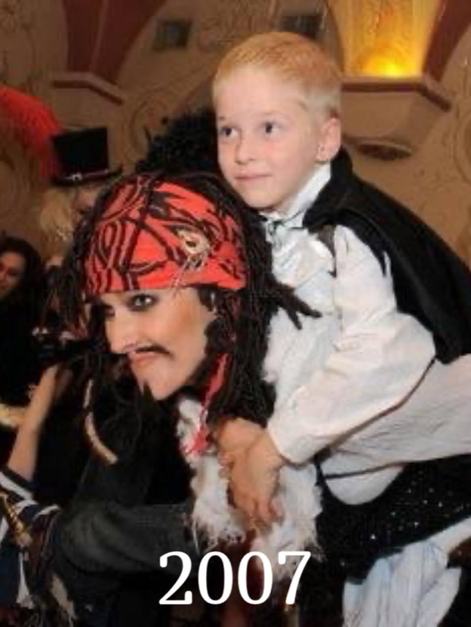 От Рапунцель до Джека-Воробья: 10 образов Осадчей на Хэллоуин, которые можно повторить