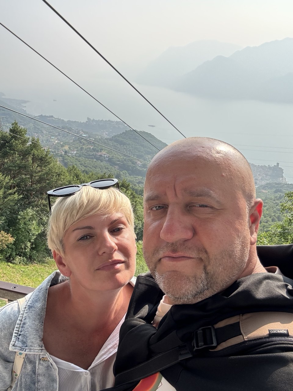 Егор Крутоголов: Каждая тема сегодня кровоточит, но людям нужно смеяться