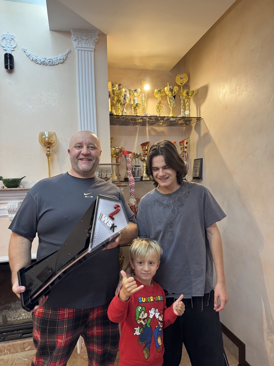 Егор Крутоголов: Каждая тема сегодня кровоточит, но людям нужно смеяться