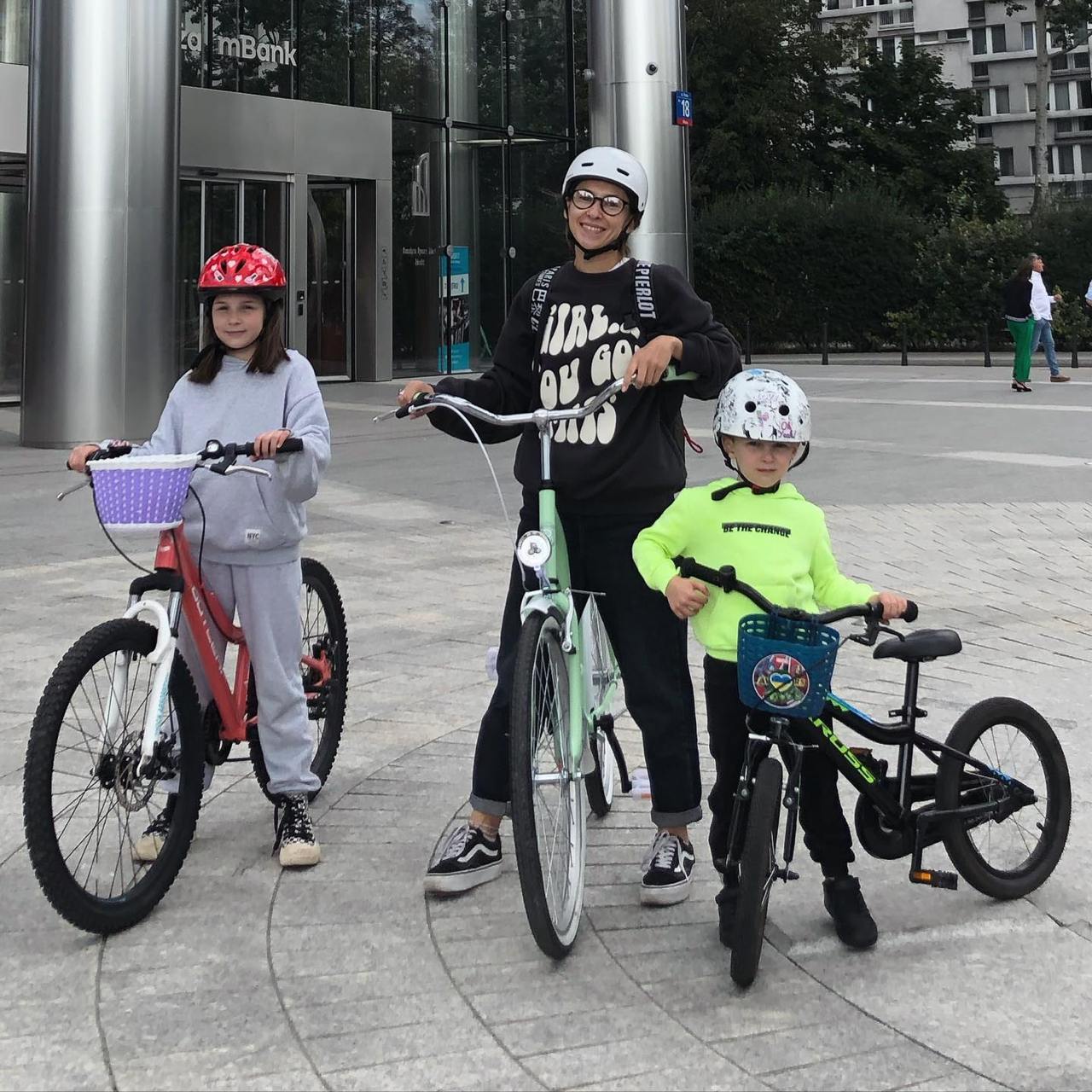 Женя Галич показав красуню-донечку, яка живе за кордоном: "Дуже доросла"