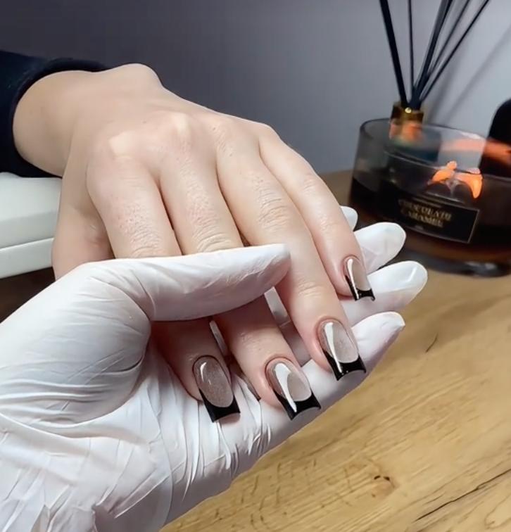 Трендовий манікюр "котяче око", який хочеться повторити: 5 стильних ідей для яскравої осені