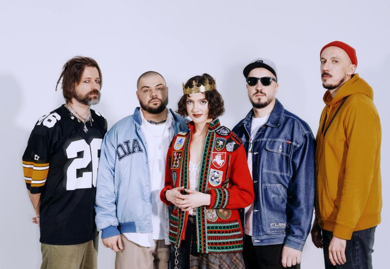 Солістка Future Culture відверто розповіла про виступи для військових: "Там я завжди в сльозах"