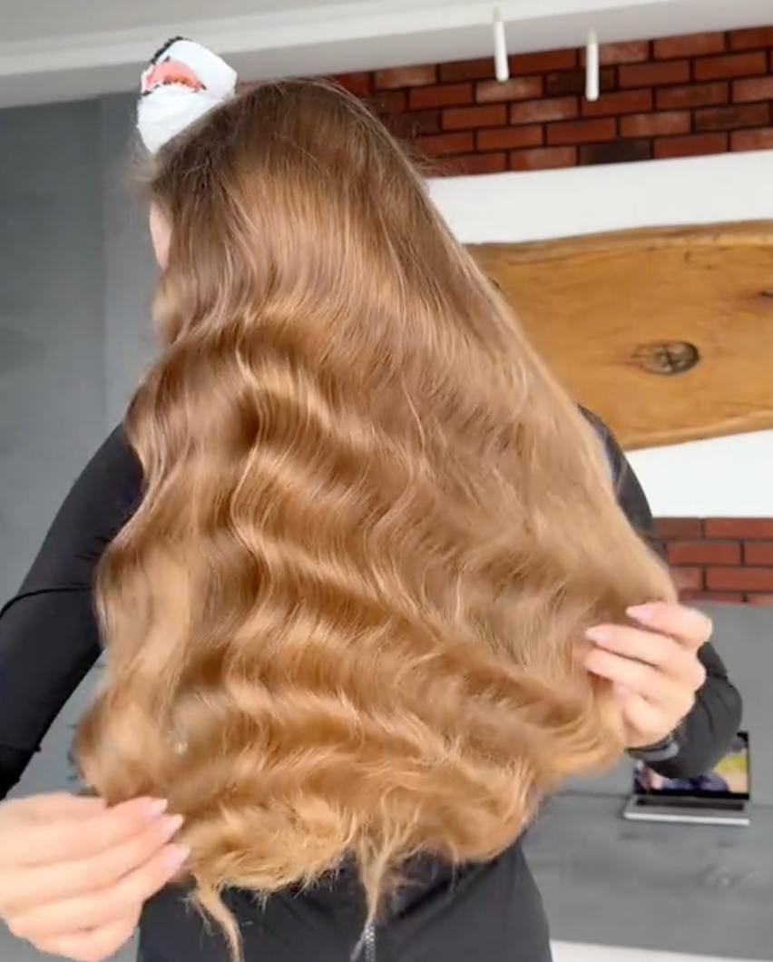 Як накрутити волосся без муки та стайлерів: 4 варіанти, які зможе повторити кожна