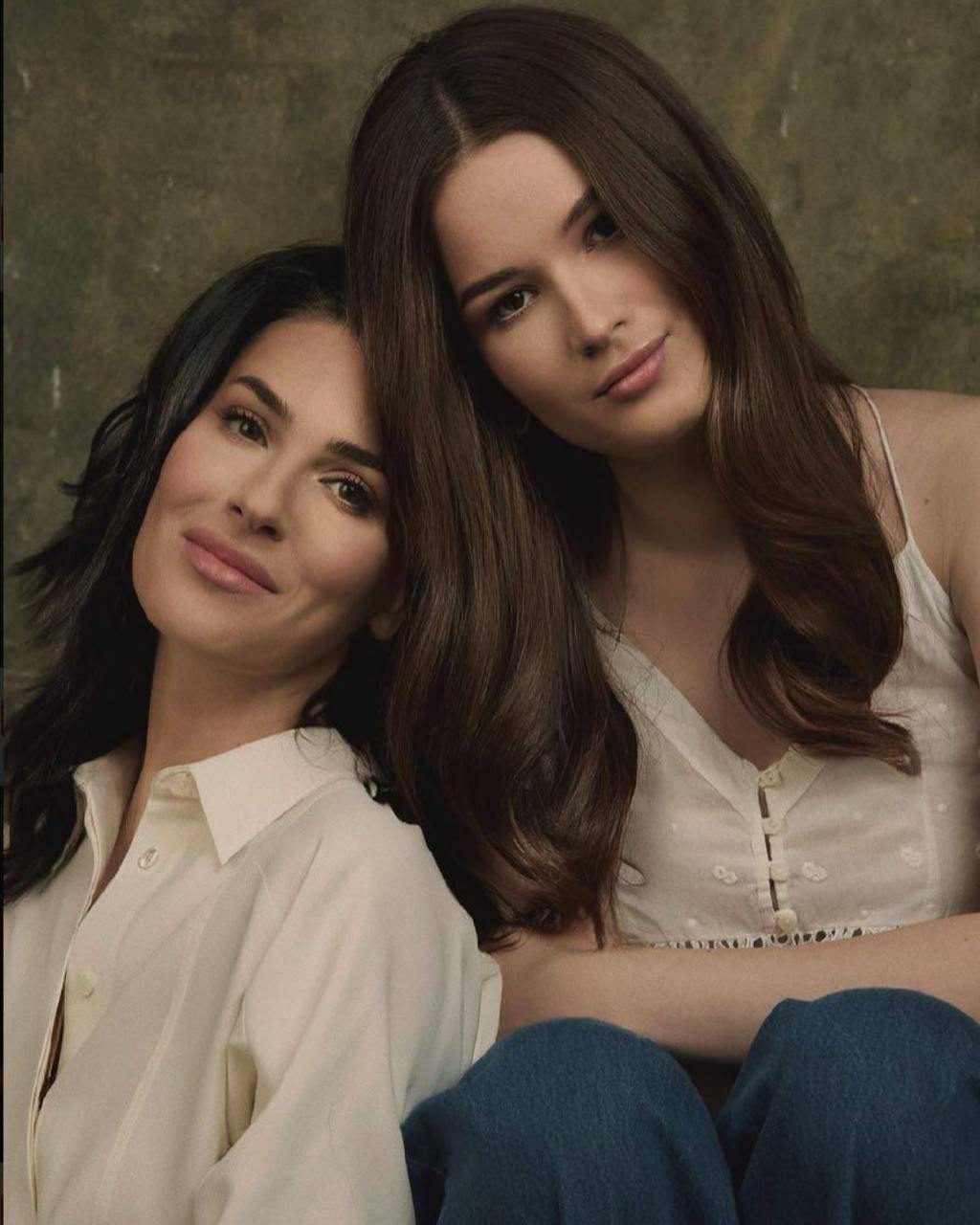 Маша Ефросинина показала 21-летнюю дочь, которая запрещает "постить" ее фото