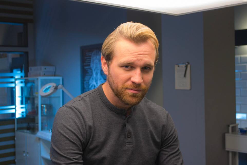 Як за 5 років змінилися Цимбалюк, Гришина та інші зірки серіалу "Розтин покаже": разючі фото