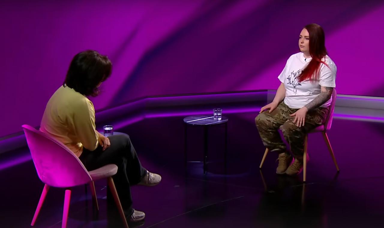 Пташка з "Азовсталі" пояснила, що тригерить військових: "Закинути в багажник і відвезти на передову"