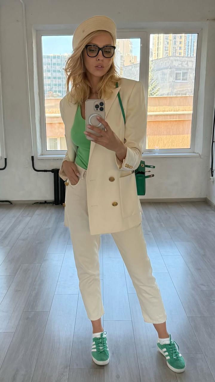 Полякова і Джамала показали, як носити яскраві "луки" та виглядати максимально стильно