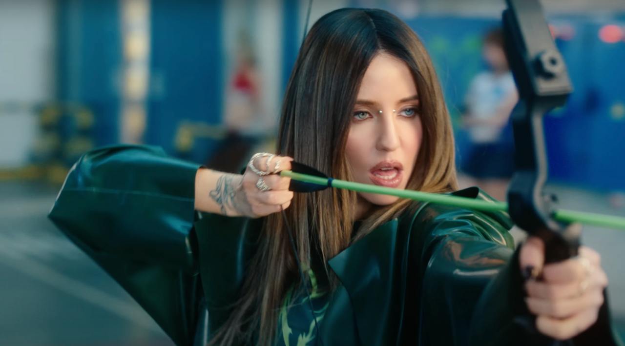 "Це хіт": Надя Дорофєєва запалила у новому кліпі з особливим сенсом (відео)