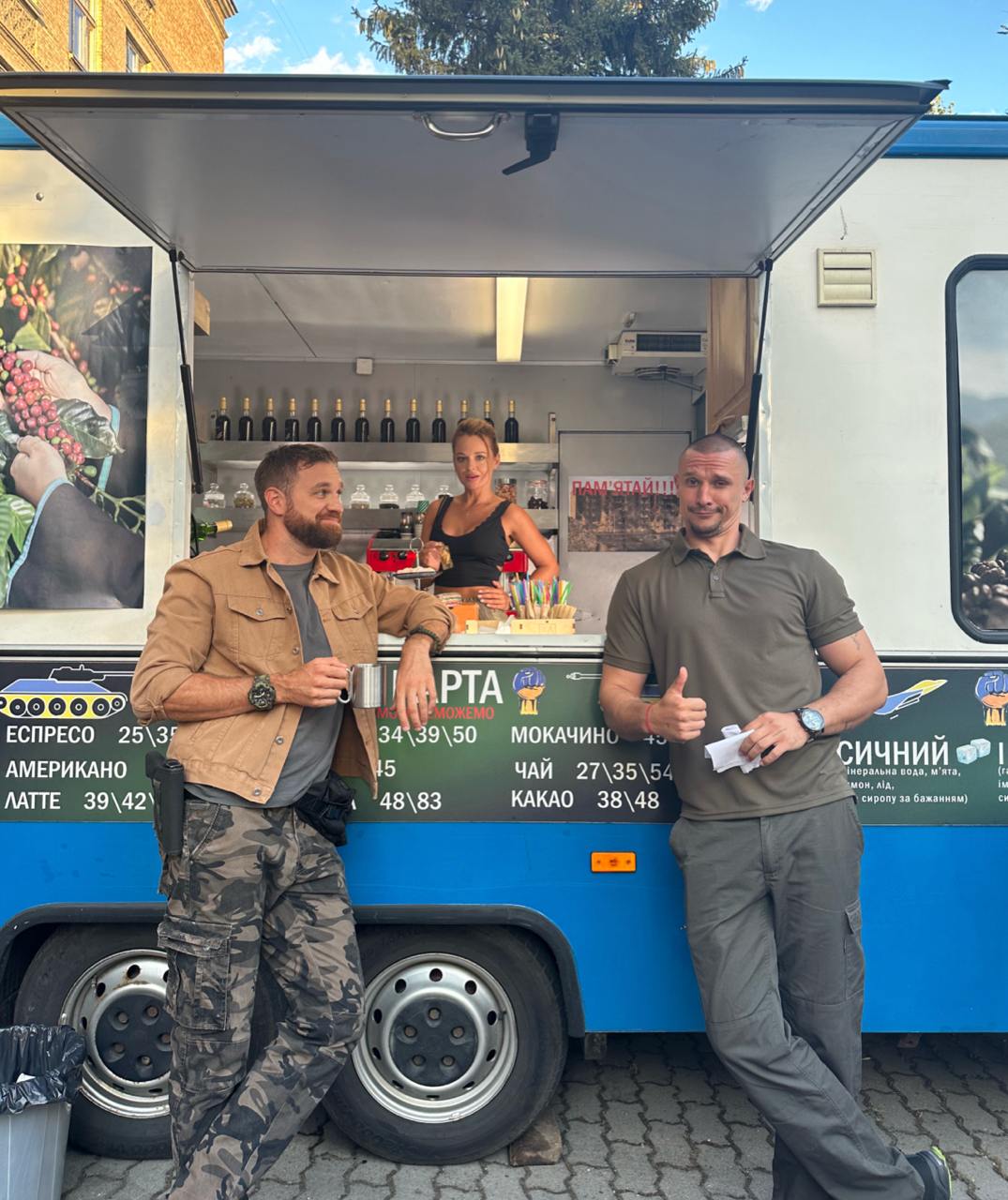 Ніби сестри! 12-річна донька Ольги Атанасової дебютувала на сцені разом з мамою-акторкою (фото)