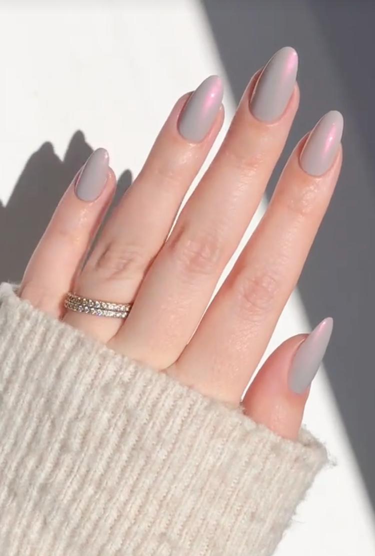 Модний манікюр на жовтень: ці дизайни і кольори зроблять ваші ручки найкрасивішими