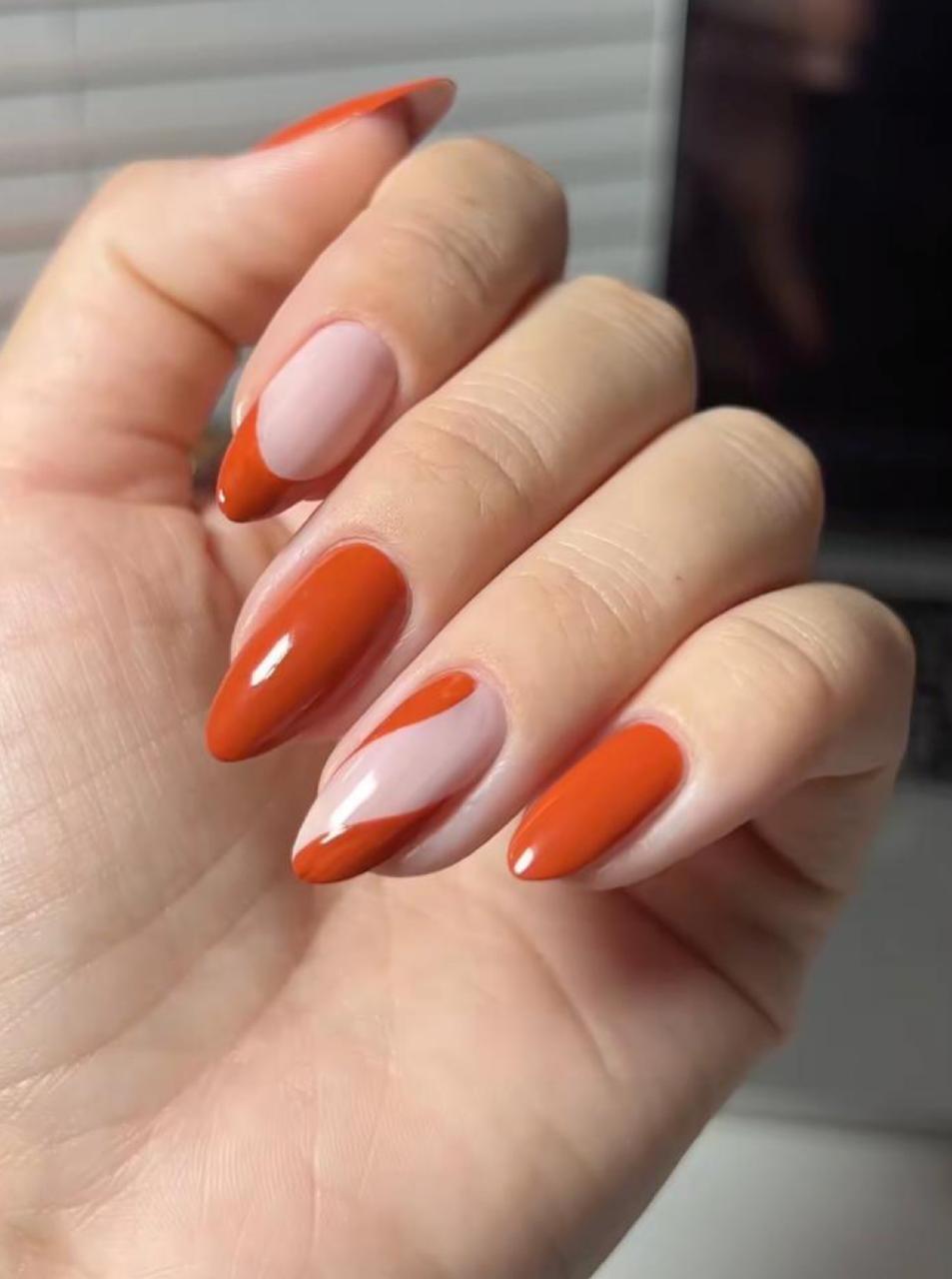 Модний манікюр на жовтень: ці дизайни і кольори зроблять ваші ручки найкрасивішими