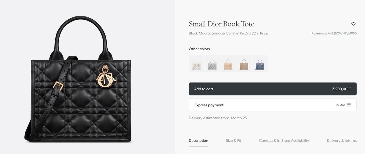 З сумкою за 150 тисяч. Дружина Усика "вигуляла" в Іспанії трендовий образ