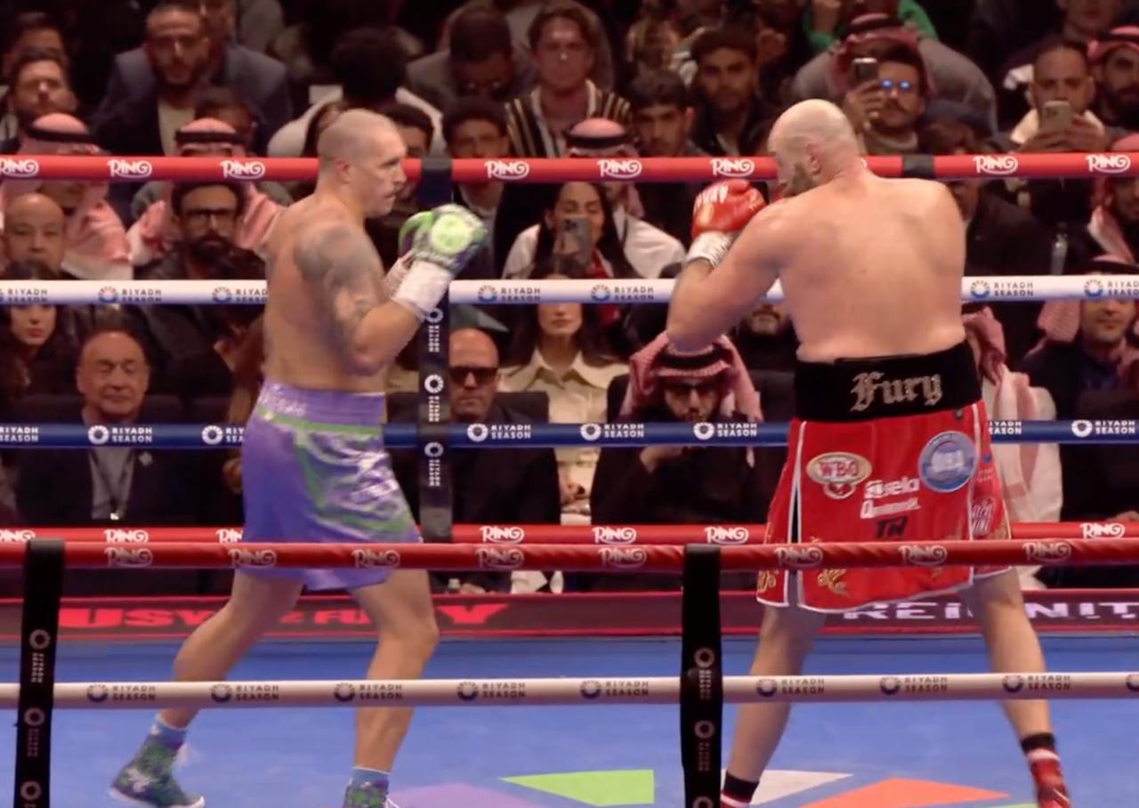 Стейтем та його красуня-дружина "засвітилися" на бою Усика. У свої 57 зовсім не постарів (фото)