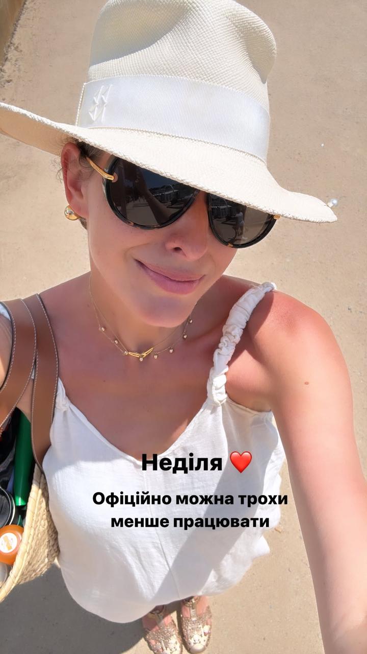 Звездные "луки" этого лета: Осадчая, Дорофеева и Сумская показали, как выглядеть стильно в любую погоду