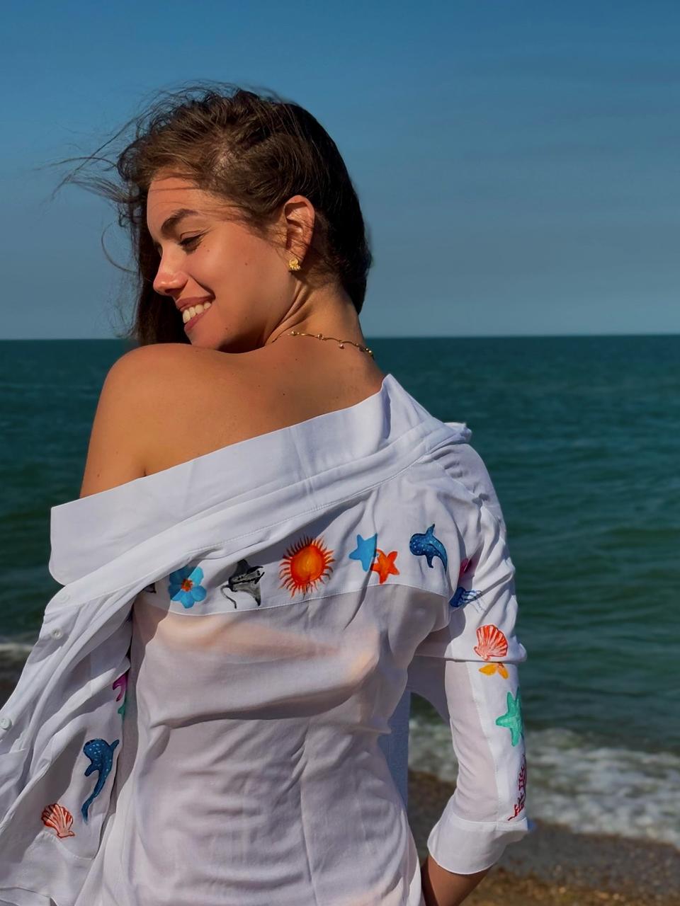 Колишня Комарова показала, що вдягати на пляж, аби вразити всіх: це зможе кожна (фото)