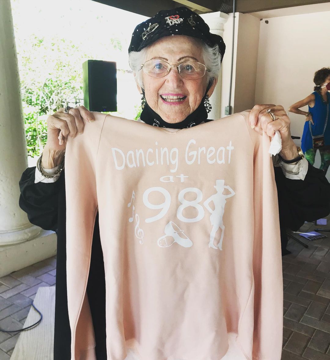 100-річна екстравагантна американка розкрила незвичайний секрет свого довголіття