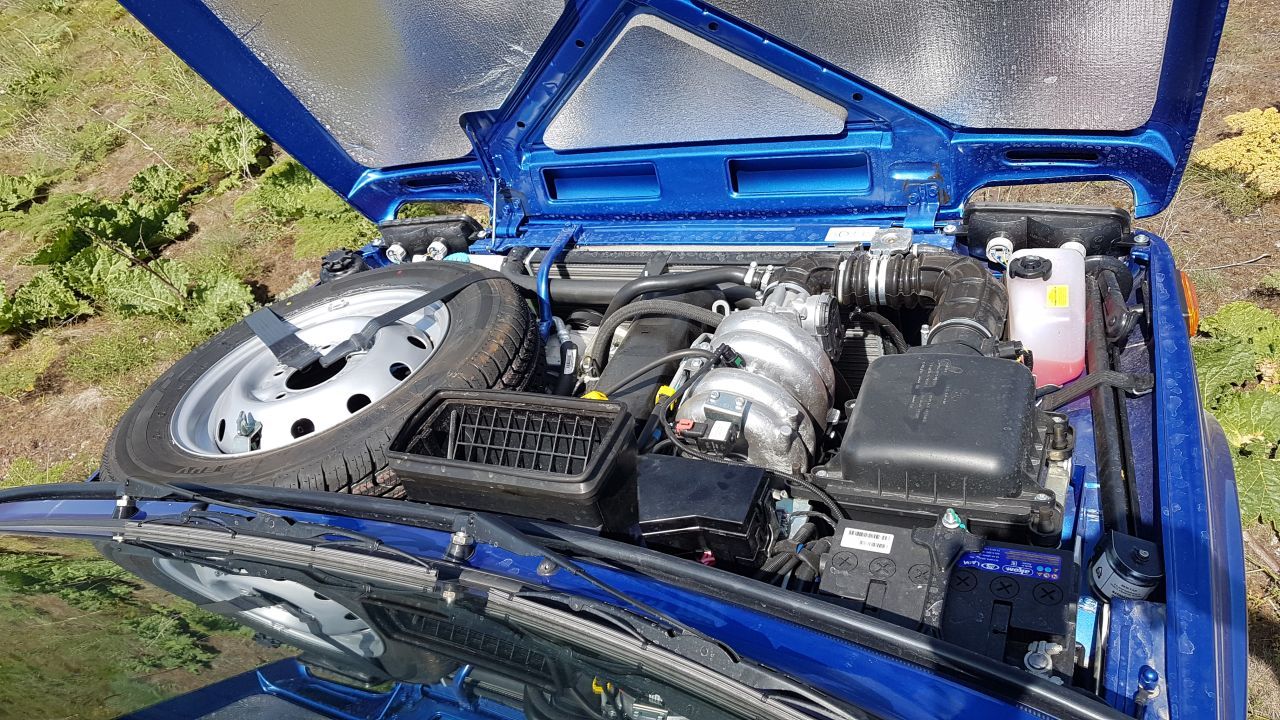 В салоне, под полом, в моторном отсеке: автомобили, у которых вы не сможете найти запасное колесо