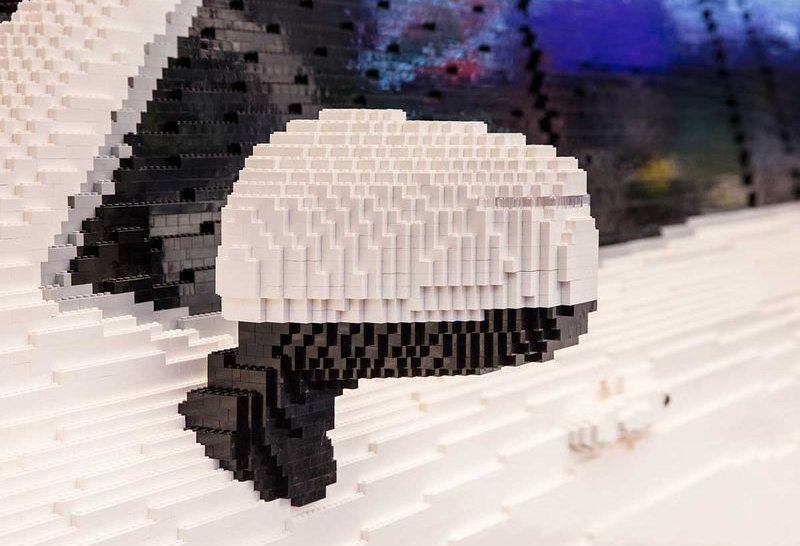Почти 500 тысяч деталей: создан внедорожник Toyota Land Cruiser 300 из Lego в натуральную величину