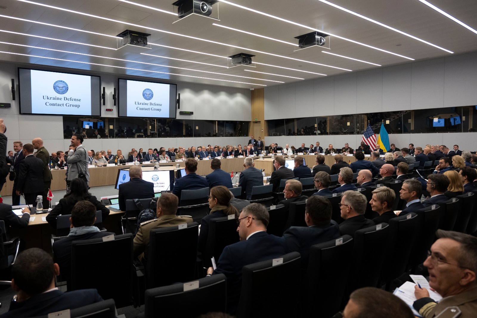 З прицілом на небо. Основні заяви та підсумки зустрічі у форматі "Рамштайн"