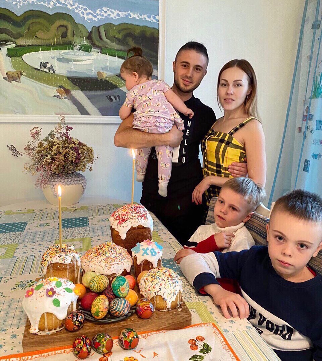 ALYOSHA замилувала рідкісним фото дворічної донечки