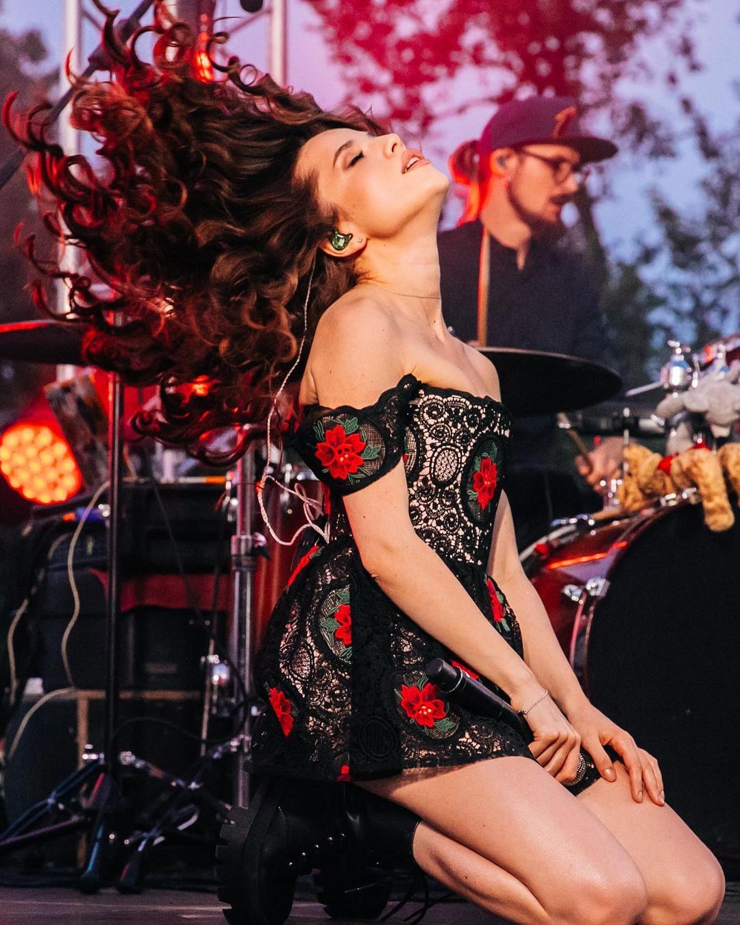 Христині Соловій - 30! Як зараз виглядає одна з найгарячіших співачок України (відверті фото)